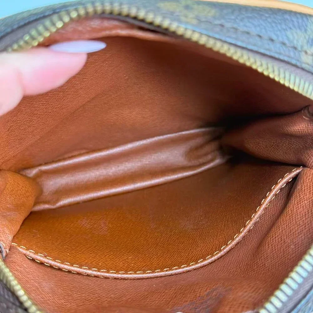 Louis Vuitton Monogram Canvas Crossbody Bag Brown & Beige Trimmed - Picture 8 of 8